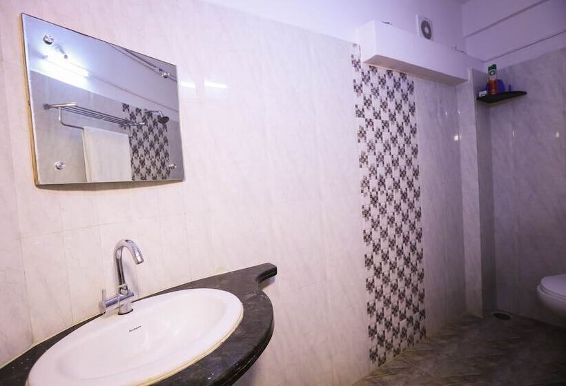 فندق Vajra Heritage