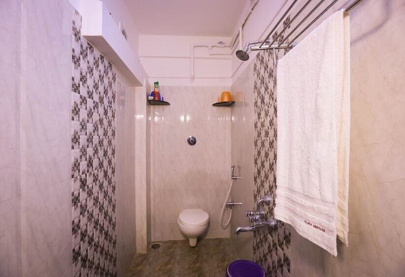 فندق Vajra Heritage