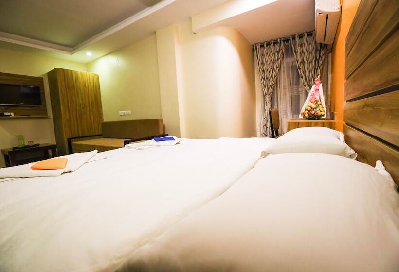 فندق Vajra Heritage