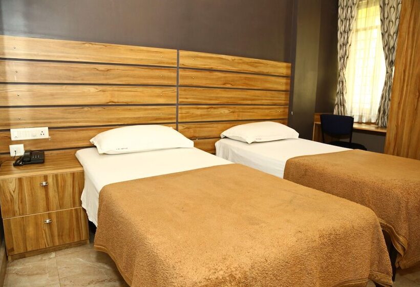 فندق Vajra Heritage