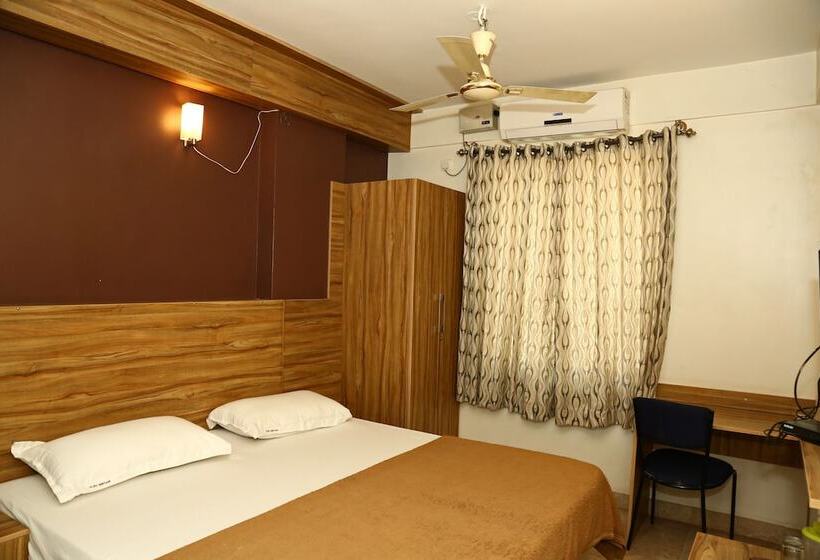 فندق Vajra Heritage