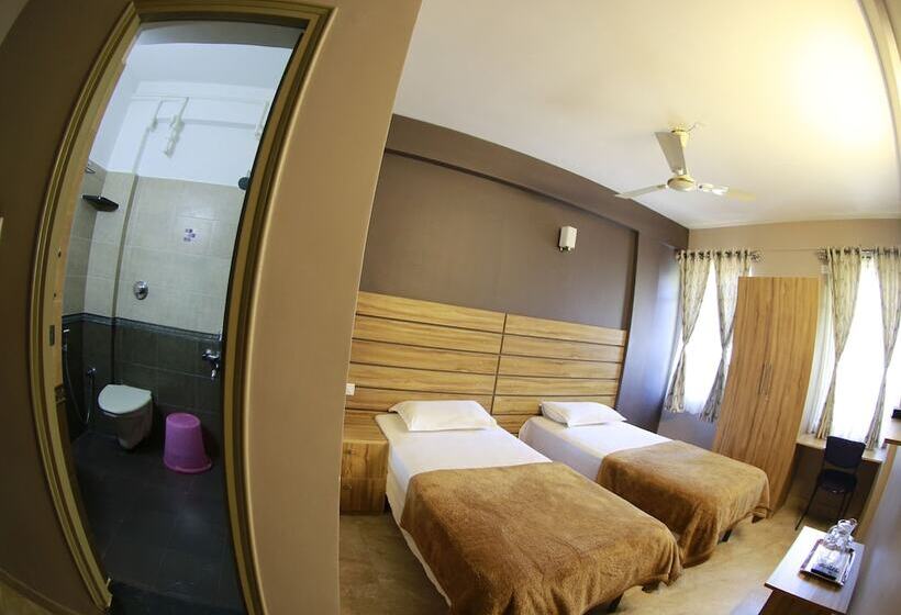 فندق Vajra Heritage