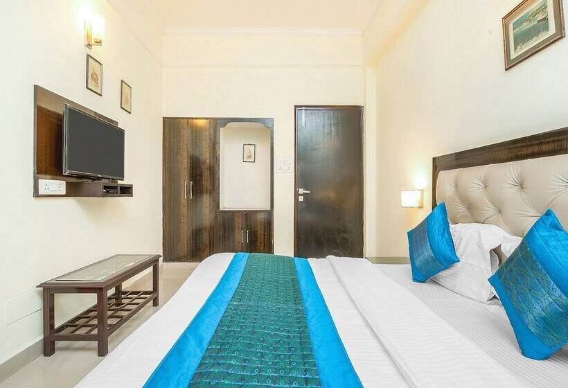 Пансион Oyo 14245 Amitabh Guest House