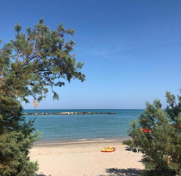 Ambruosi Village Resort & Spa