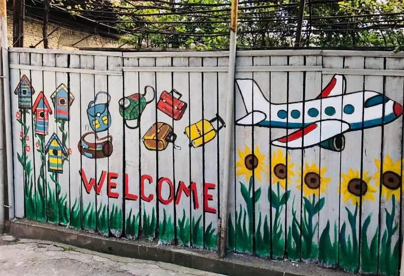 پانسیون Bude Hostel