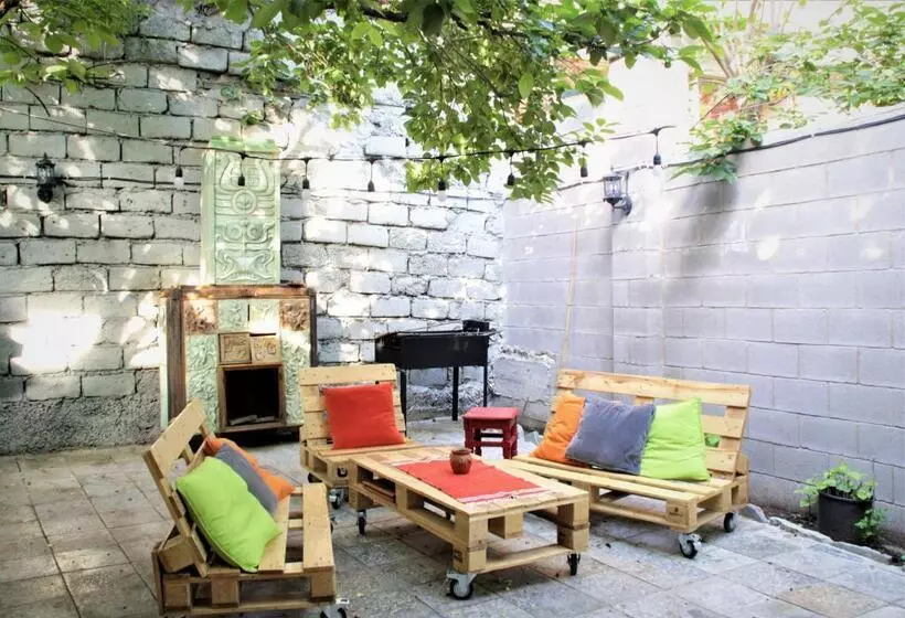 پانسیون Bude Hostel