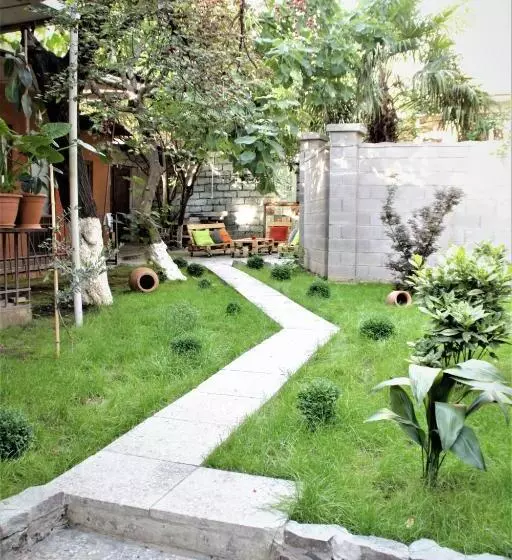 پانسیون Bude Hostel