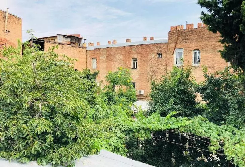 پانسیون Bude Hostel