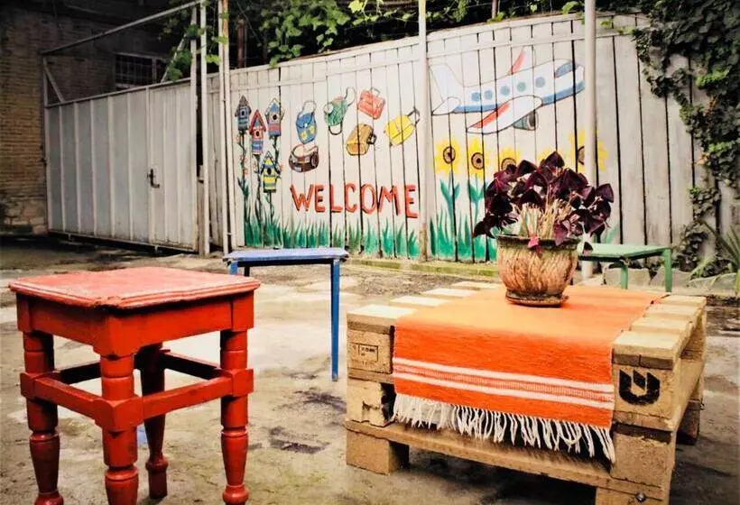 پانسیون Bude Hostel