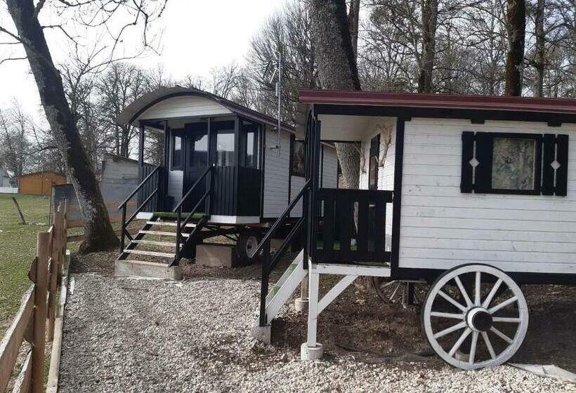 بنسيون Gîte Et Chambres D Hôtes Du Domaine Du Val Bruant