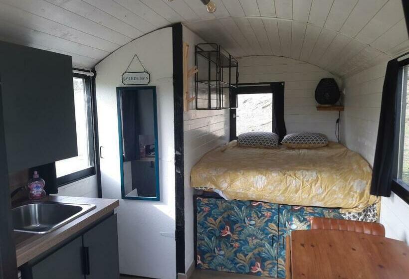 بنسيون Gîte Et Chambres D Hôtes Du Domaine Du Val Bruant