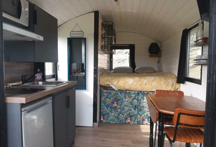 بنسيون Gîte Et Chambres D Hôtes Du Domaine Du Val Bruant