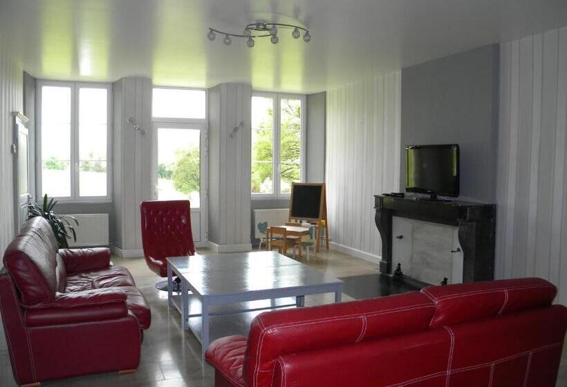 بنسيون Gîte Et Chambres D Hôtes Du Domaine Du Val Bruant