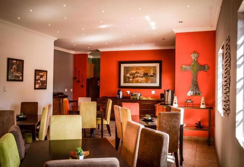 ペンション Guesthouse Serenity