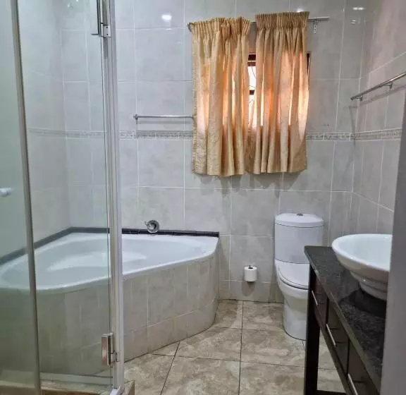 Majatalo Guesthouse Serenity