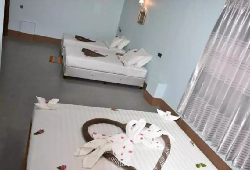 پانسیون Htet Nan San Guest House