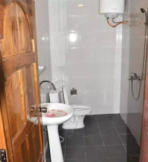 پانسیون Htet Nan San Guest House