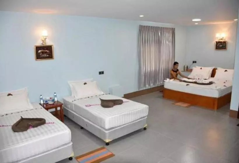 پانسیون Htet Nan San Guest House