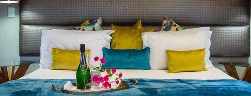 פנסיון Cowrie Cove Guest House