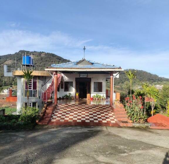 Kurort Vignesh Holiday Inn