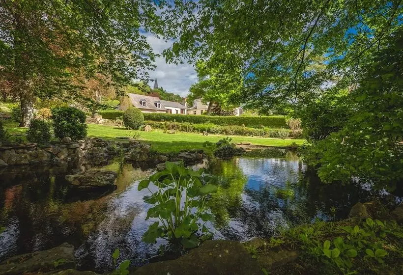 تختخواب و صبحانه Le Manoir De La Baldette