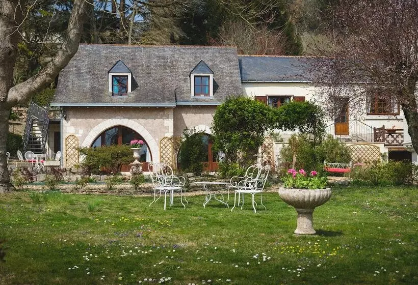 تختخواب و صبحانه Le Manoir De La Baldette