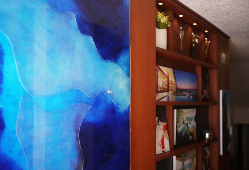 מלון כמוסות Salvador De La Pradera