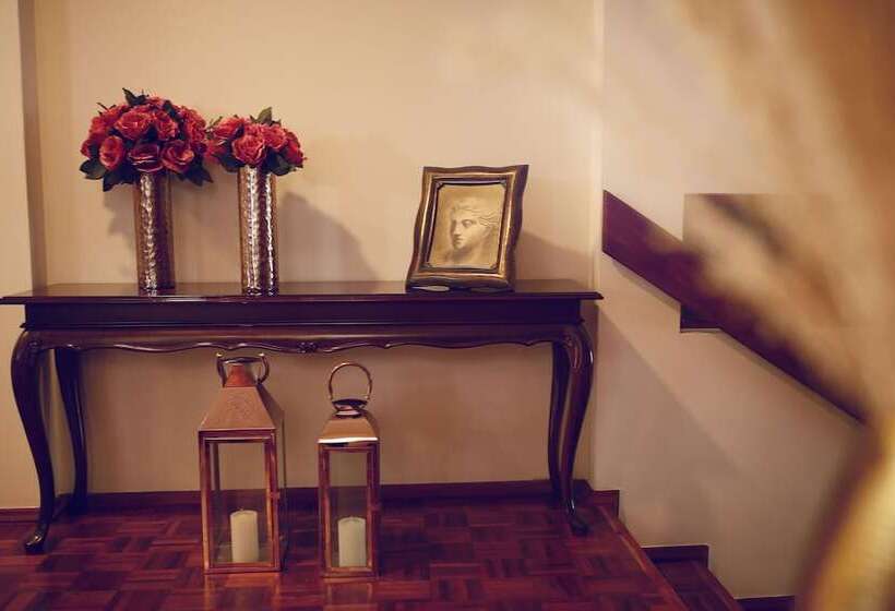 מלון כמוסות Salvador De La Pradera