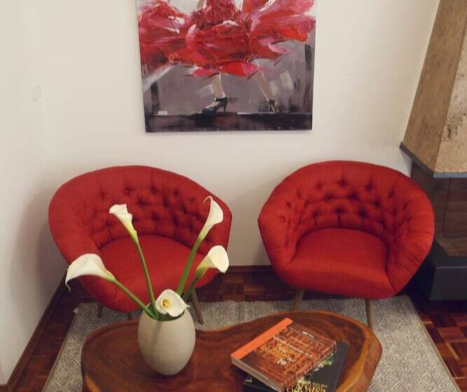 מלון כמוסות Salvador De La Pradera