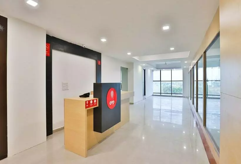 Oyo 12800 Hotel Vlee
