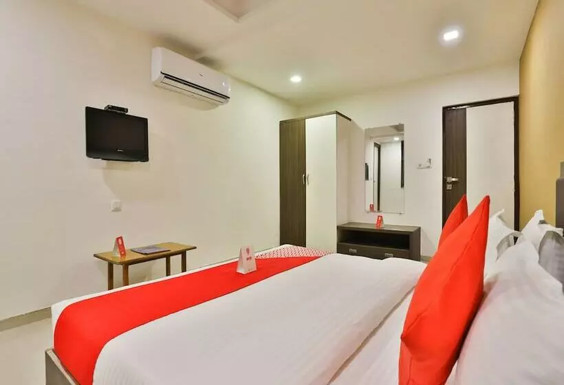 Oyo 12800 Hotel Vlee