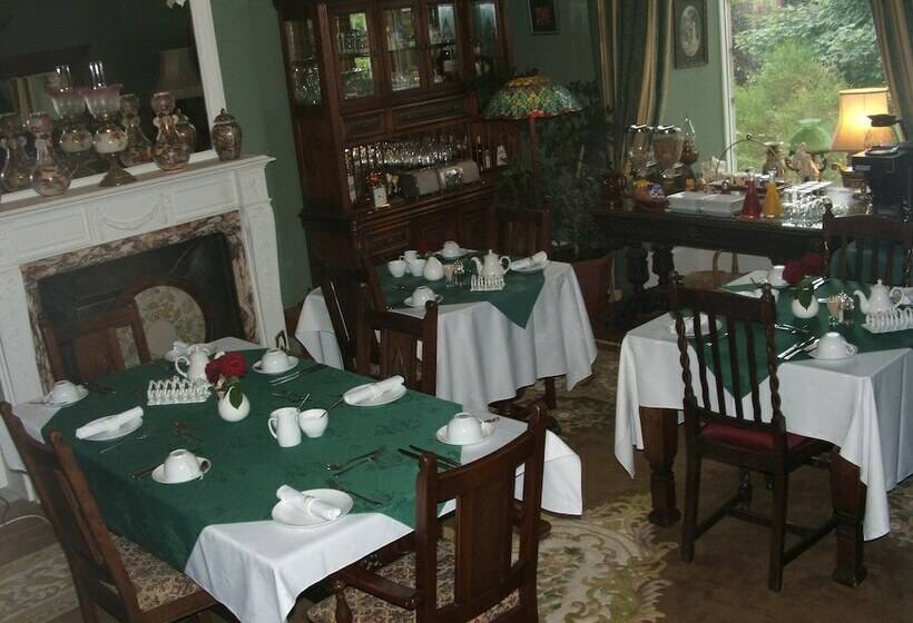 펜션 Disblair House