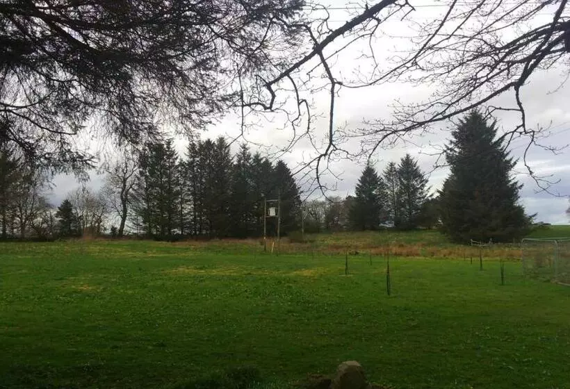 Majatalo Disblair House