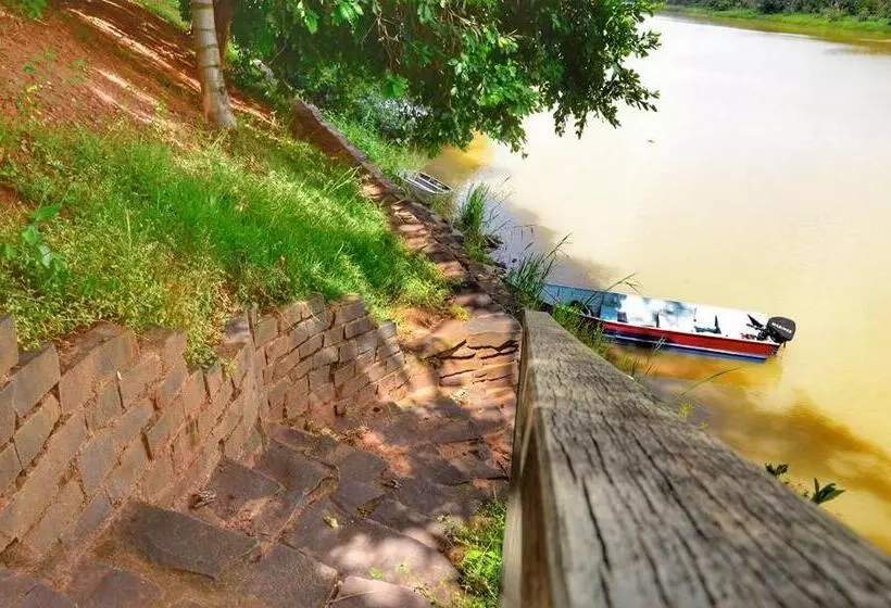 Majatalo Pousada Canto Do Rio