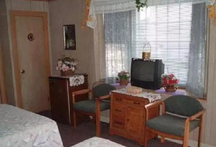 Patras Grand Beach Motel