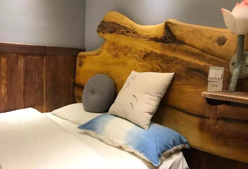 پانسیون Yunlu Lianxin Guesthouse