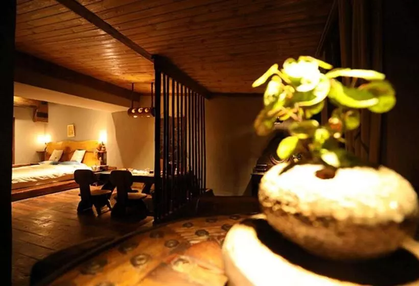 پانسیون Yunlu Lianxin Guesthouse