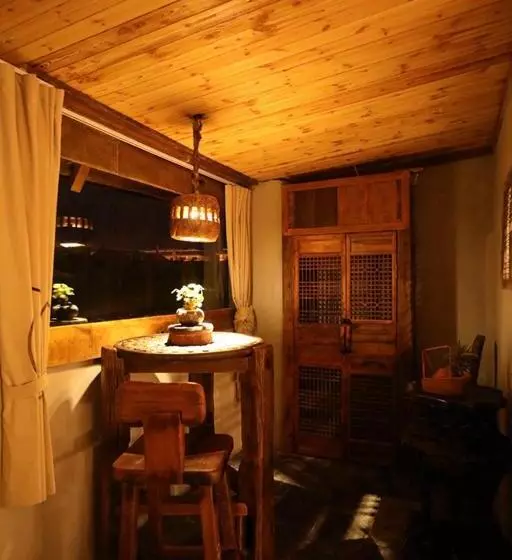 پانسیون Yunlu Lianxin Guesthouse