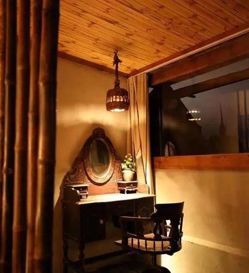 پانسیون Yunlu Lianxin Guesthouse