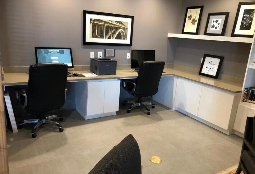 فندق Country Inn & Suites By Radisson, Page, Az