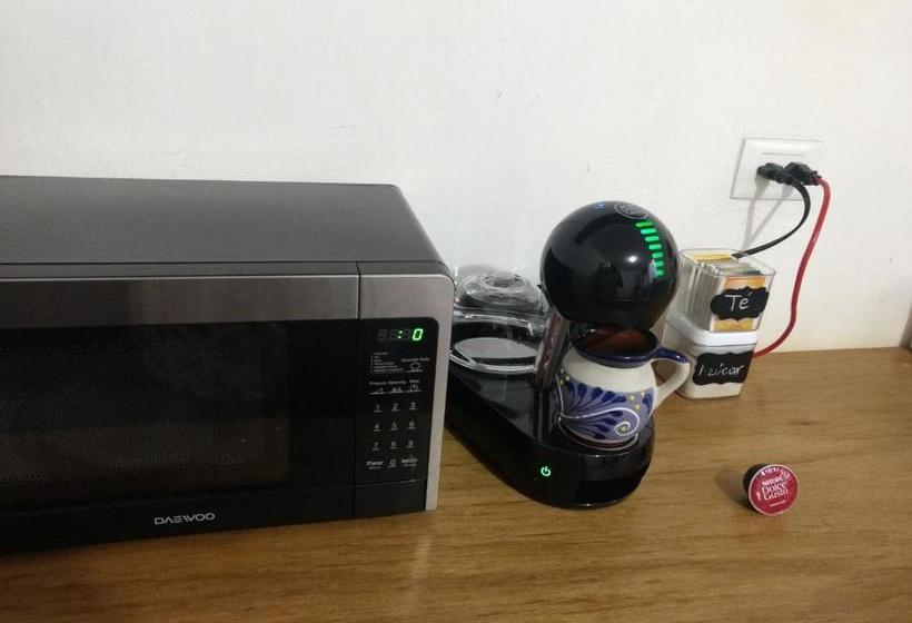 پانسیون Casa Roomies