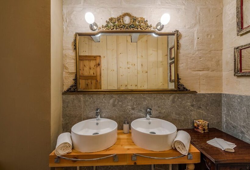 پانسیون Valletta Lucente Guest House