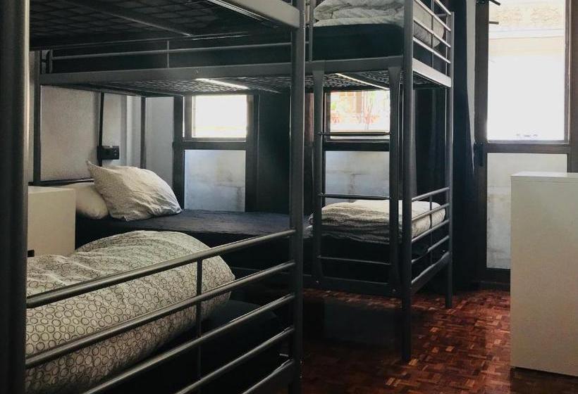 هاستل Onefam Madrid