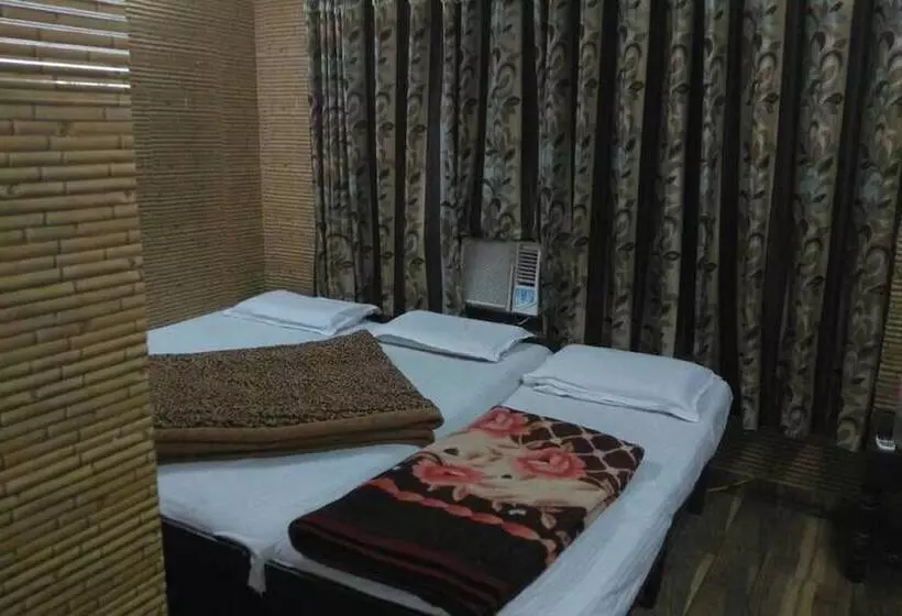 Hotel Jandyal