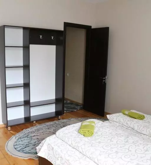 پانسیون Guesthouse Suja