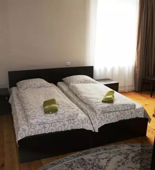 پانسیون Guesthouse Suja