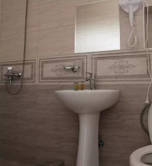 پانسیون Guesthouse Suja