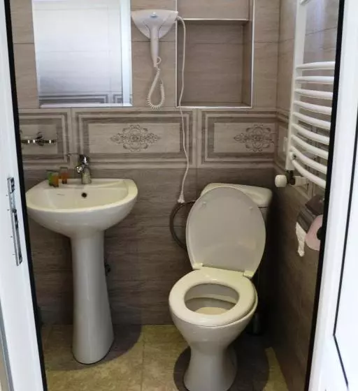 پانسیون Guesthouse Suja