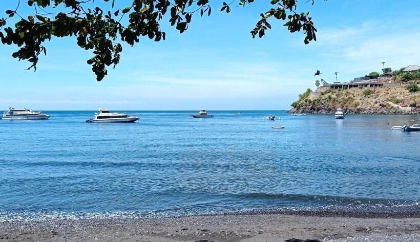 Пансион Khrisna Sunrise Homestay Tulamben