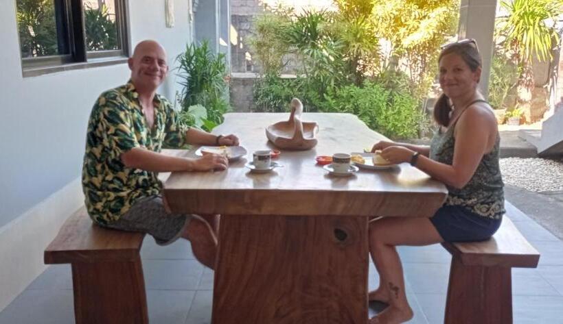 Пансион Khrisna Sunrise Homestay Tulamben